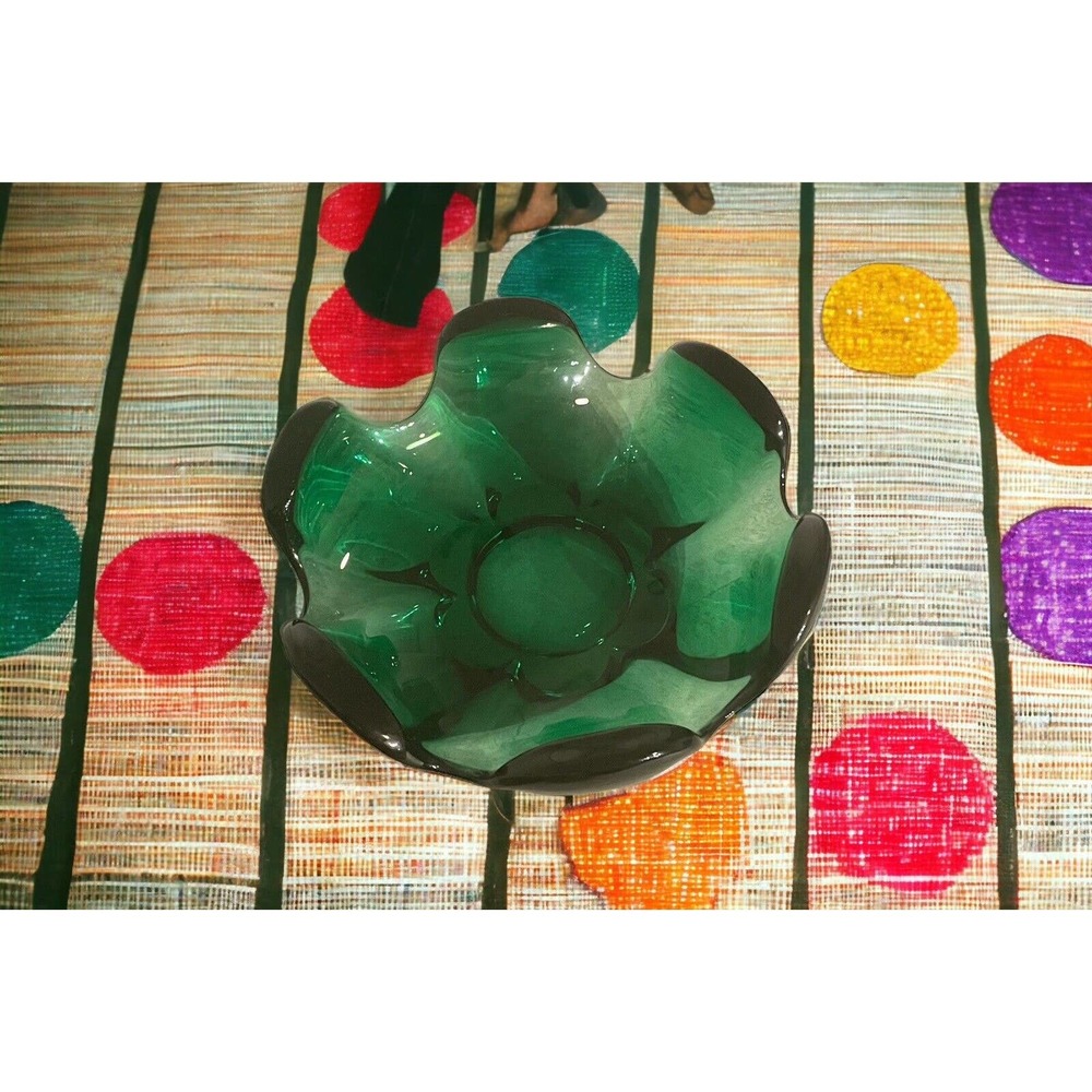 Vintage Emerald Green Lotus Style Art Glass Ashtray